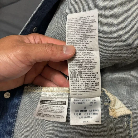 Levi's Men's Medium Blue Denim Jacket - Picture 7 of 9